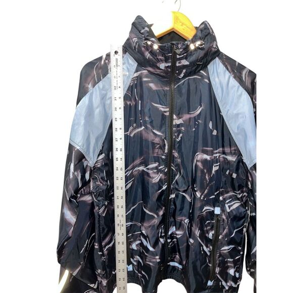 Sweaty Betty Reflective Water Resistant Pack Away Jacket Size 8-10 Full Zip - Picture 10 of 13